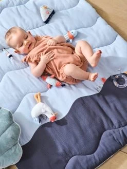 Tapis D'éveil Souple Sans Arche LEON SUR LE PONTON Bleu - Vertbaudet 9 Tapis D'éveil Souple Sans Arche LEON SUR LE PONTON Bleu - Vertbaudet -Périphériques Pour Enfants tapis deveil souple sans arche leon sur le ponton 3