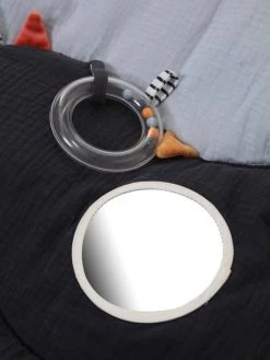 Tapis D'éveil Souple Sans Arche LEON SUR LE PONTON Bleu - Vertbaudet 11 Tapis D'éveil Souple Sans Arche LEON SUR LE PONTON Bleu - Vertbaudet -Périphériques Pour Enfants tapis deveil souple sans arche leon sur le ponton 5